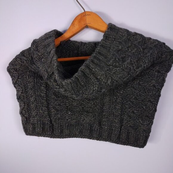 GAP Chunky Cable Knit Neck Warmer Charcoal Gray Fall Winter Cozy - Picture 1 of 6